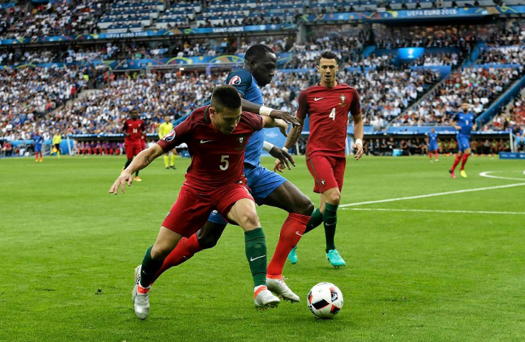 PG梦游仙境电子老虎机游戏攻略与玩法介绍